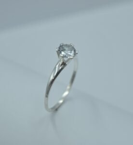 Anillos anillo solitario brazo liso