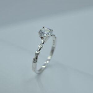 anillo solitario brazo espiral