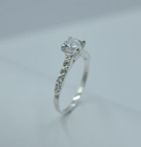 Anillos anillo solitario media churumbela