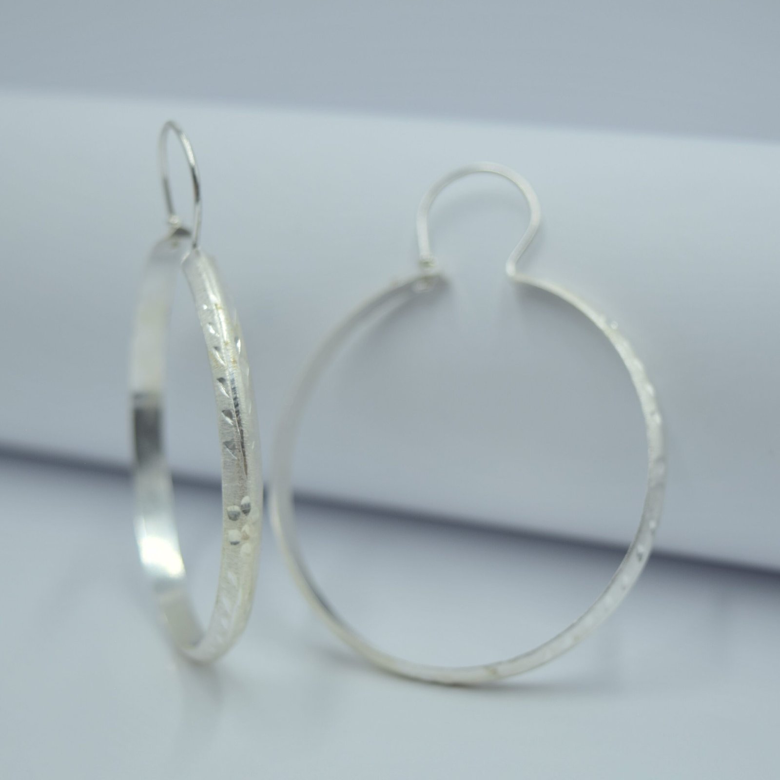 arracada india delgada 5.2cm arracada india delgada 5.2cm