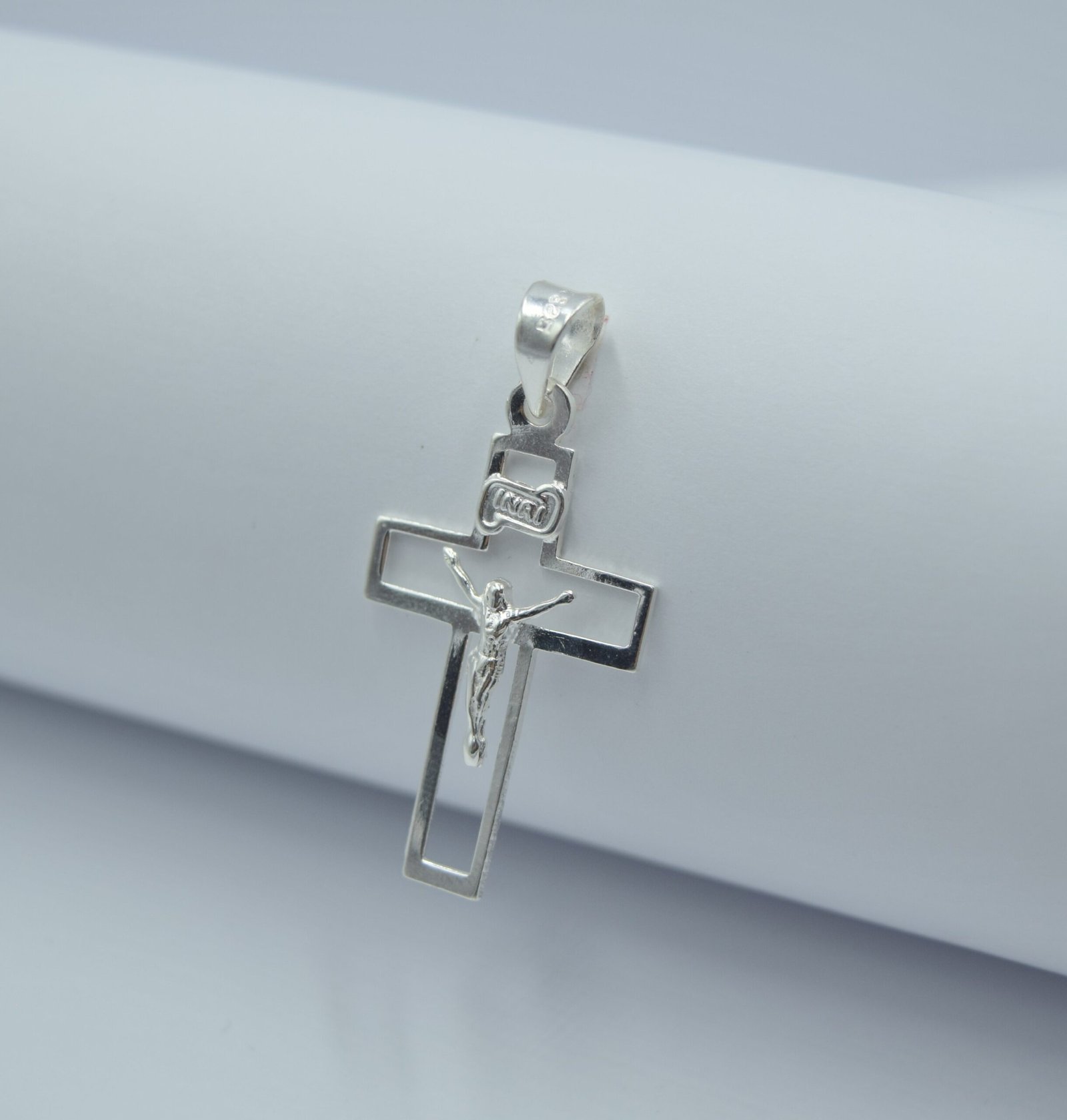 cruz calada con cristo 3.5cm cruz calada con cristo 3.5cm