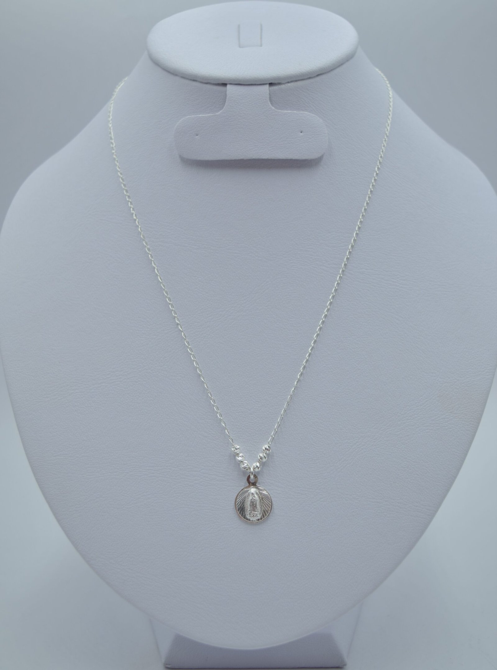 gargantilla medalla virgen de guadalupe gargantilla medalla virgen de guadalupe