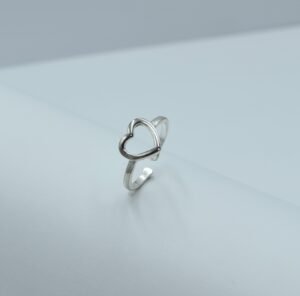 Anillos anillo corazón liso ajustable a medio dedo