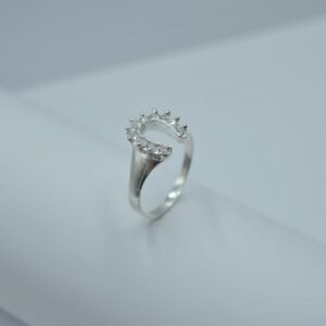 anillo herradura de circonias