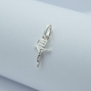 dije de cristo crucificado 1.8cm