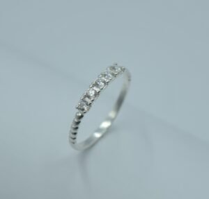 Anillos anillo churumbela 5 circonias