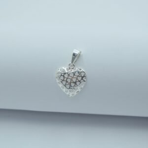 dije corazón calado